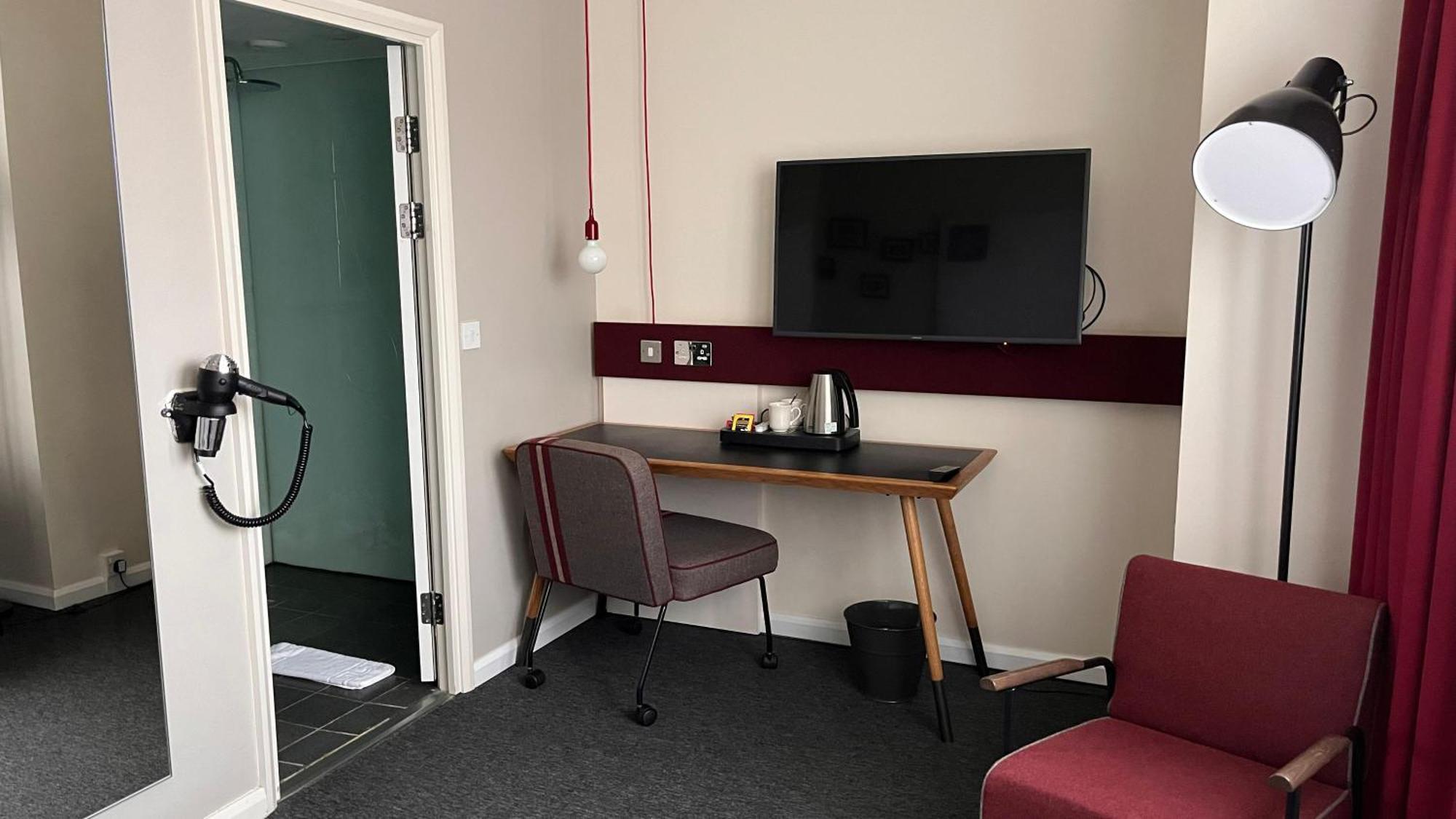 pentahotel Inverness Hotel