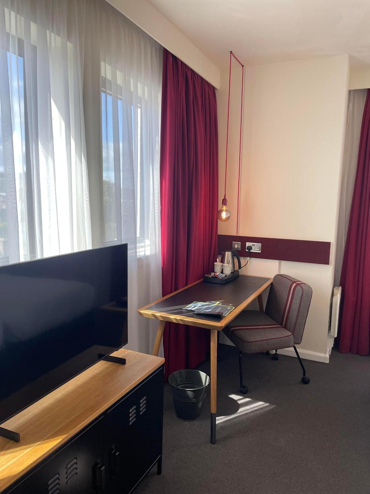 pentahotel Inverness Hotel 3*